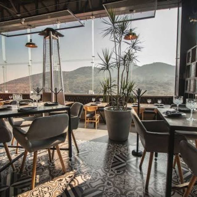 Restaurante Piso Cuatro Zona Esmeralda Ciudad López Mateos MEX