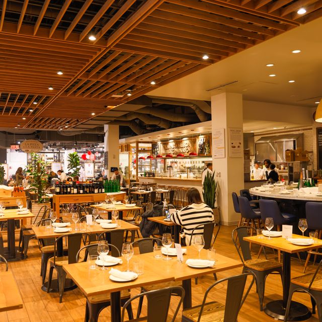 La Pizza La Pasta Eataly Boston Updated 2024 Italian Restaurant