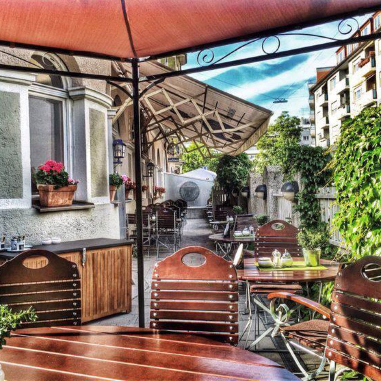 Kvr Kapitales Vom Rind Restaurant Munchen By Opentable