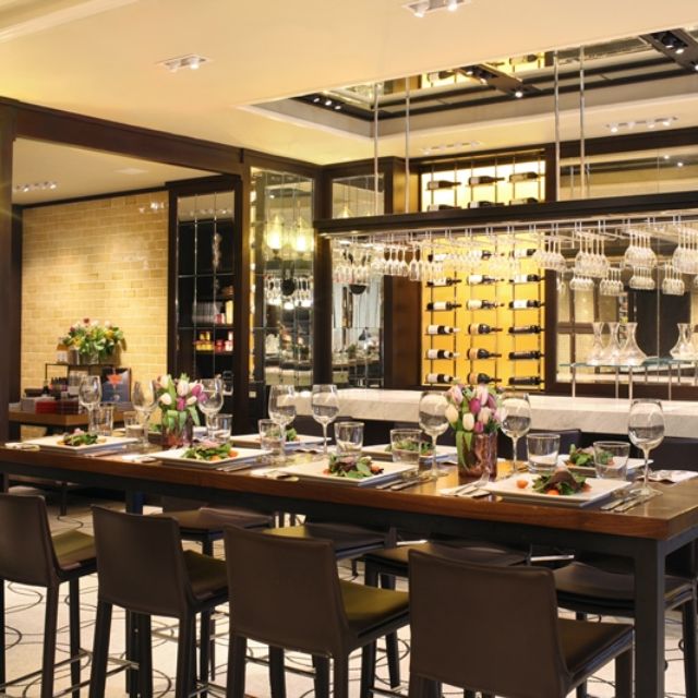 Todd English At The Plaza Food Hall Restaurant New York Ny Opentable
