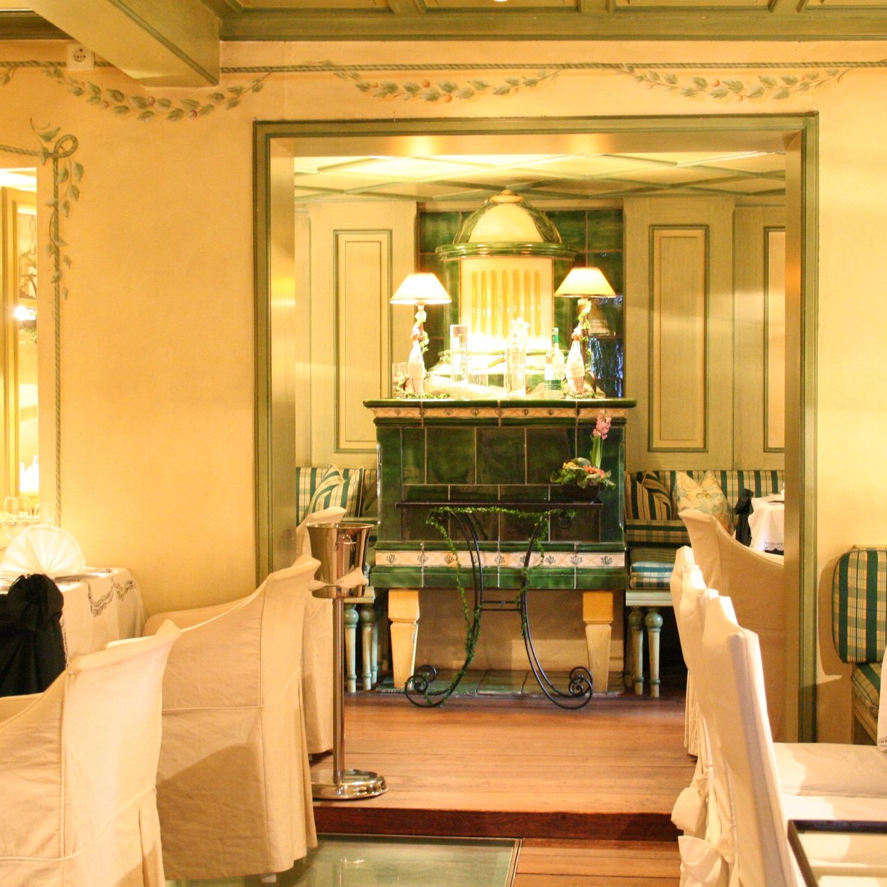 Alte Bergmuhle Landgasthof Vinothek Restaurant Dreieich He Opentable