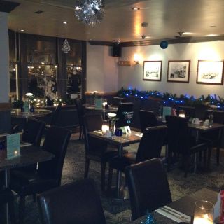 The Oak Hotel and Restaurant 66