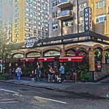Cover image for Tony's Di Napoli - Upper East Side