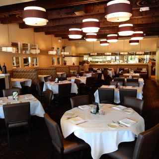 Italian restaurant in red rock casino