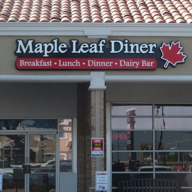 maple leaf diner addison