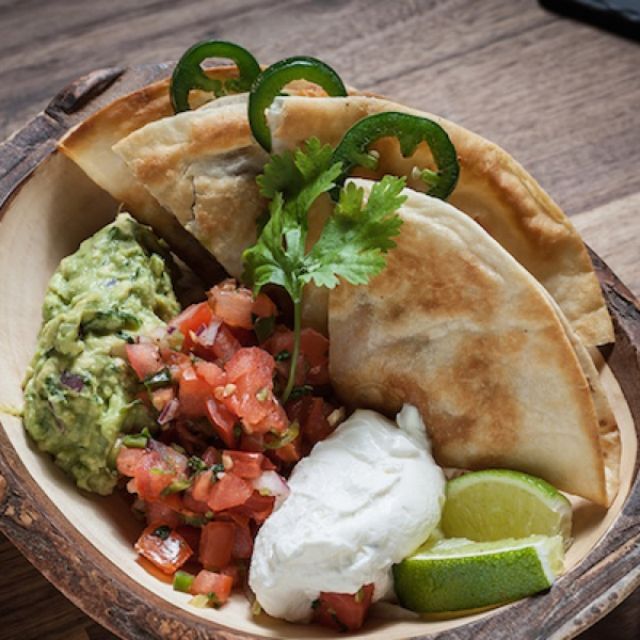 The Lcl Bar Kitchen Nyc Restaurant New York Ny Opentable