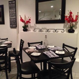 Noujaim's Bistro