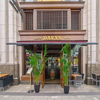 A photo of Davy's at Canary Wharf restaurant