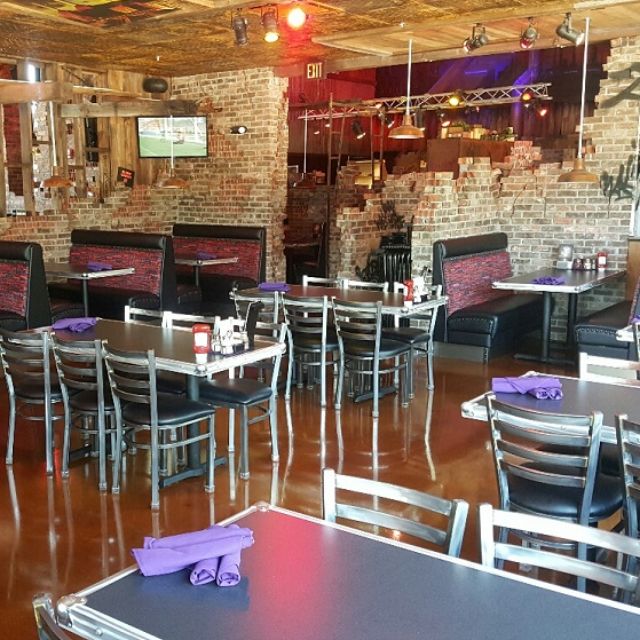 The Rock Wood Fired Pizza Arlington Restaurant Arlington Tx Opentable