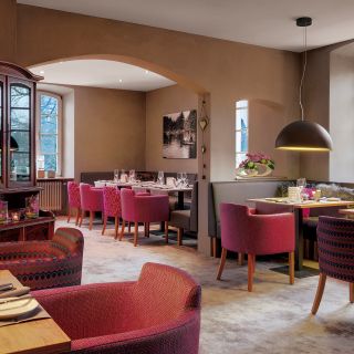 Nells Park Hotel