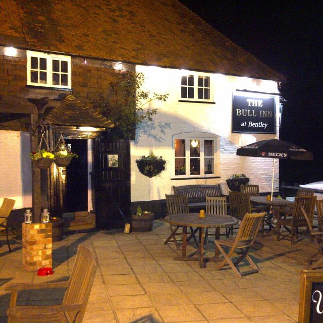 Restaurante The Bull Inn Bentley Permanently Closed Farnham