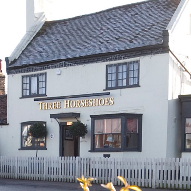 The Three Horseshoes Updated 2025, International Restaurant in St