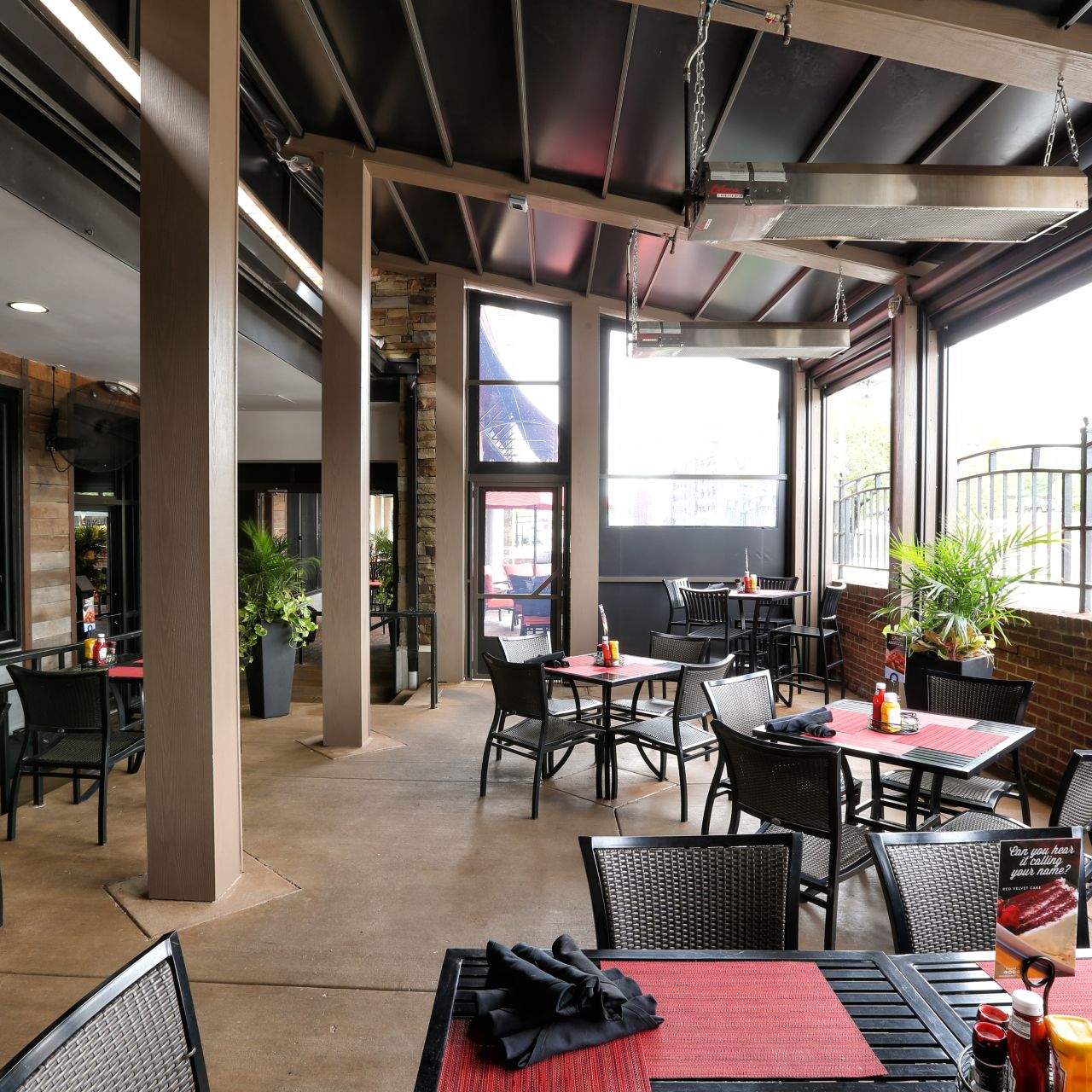 Red Door Woodfired Grill Leawood Restaurant Leawood Ks
