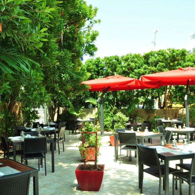 Babylon Mediterranean Kitchen Bar Restaurant Miami Beach Fl Babylon Mediterranean Kitchen Bar