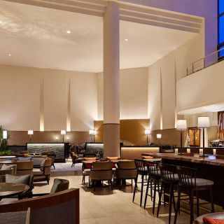 Buffet & Lounge Atrium - Westin Rusutsu Resort