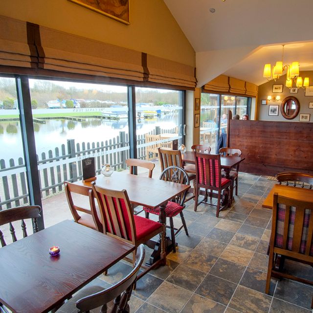 The Canal Turn Updated 2025, British Restaurant in Carnforth, Lancashire