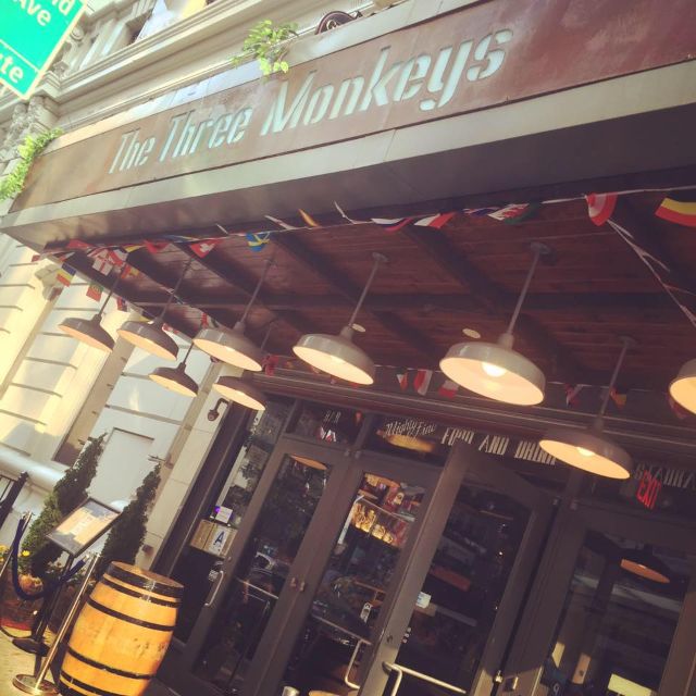 The Three Monkeys Bar Restaurant New York Ny Opentable