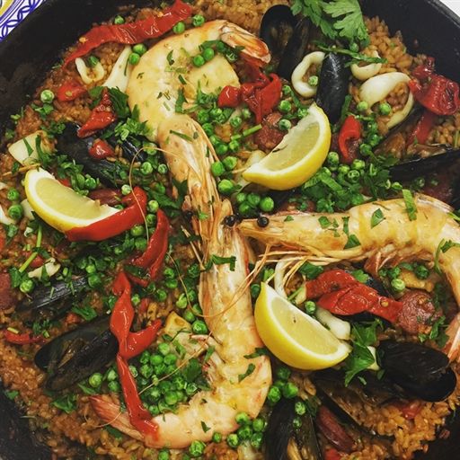 La Tienda Traditional Paella Kit from Spain