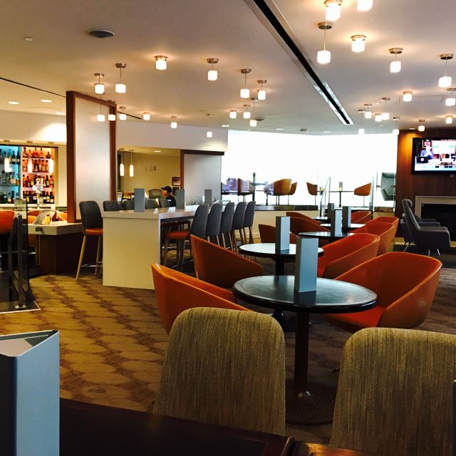 Aurora Lounge Updated 2024, Comfort Food Restaurant in Edmonton, AB