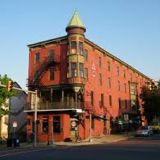 Cover image for Two Rivers Brewing Company
