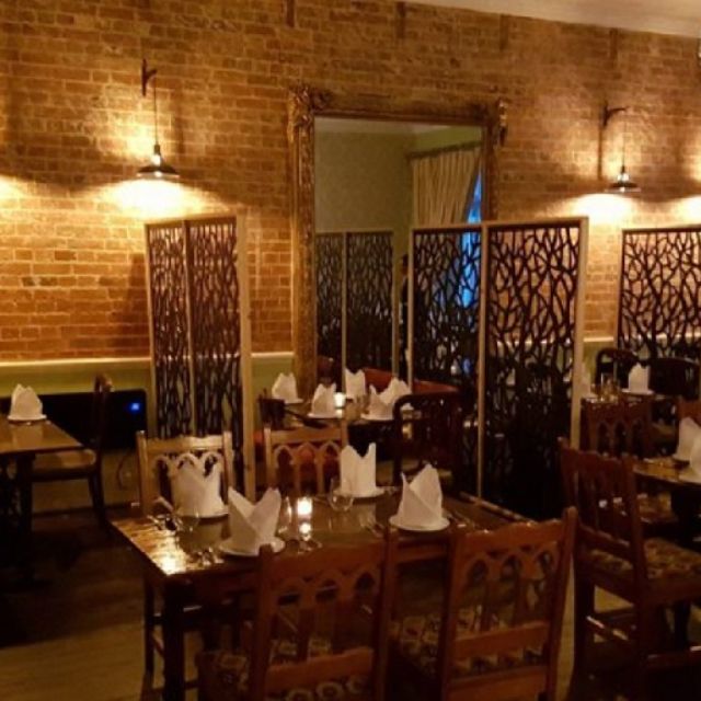 siam-smile-restaurant-the-antrobus-hotel-amesbury-wiltshire