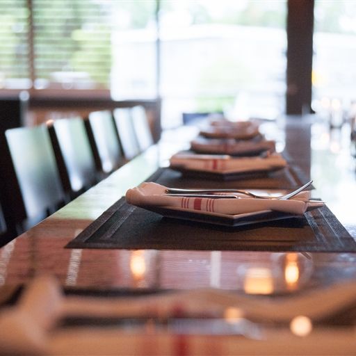 Commonwealth Kitchen And Craft Bar Restaurant Enfield Ct