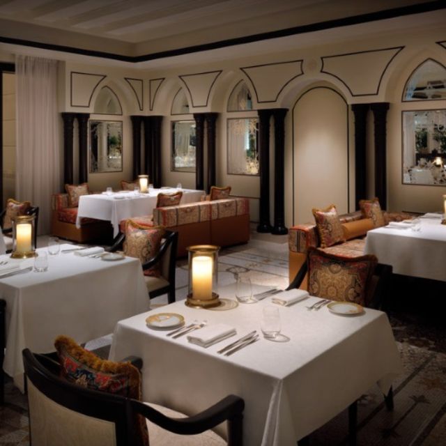 Enigma / Palazzo Versace Hotel / Dubai Updated 2024, Persian