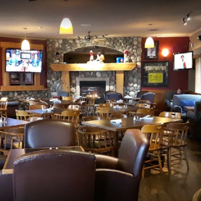 RiverHouse Pub - Updated 2024, Northwest American Restaurant in Delta, BC