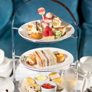 Royal Lancaster London Afternoon tea