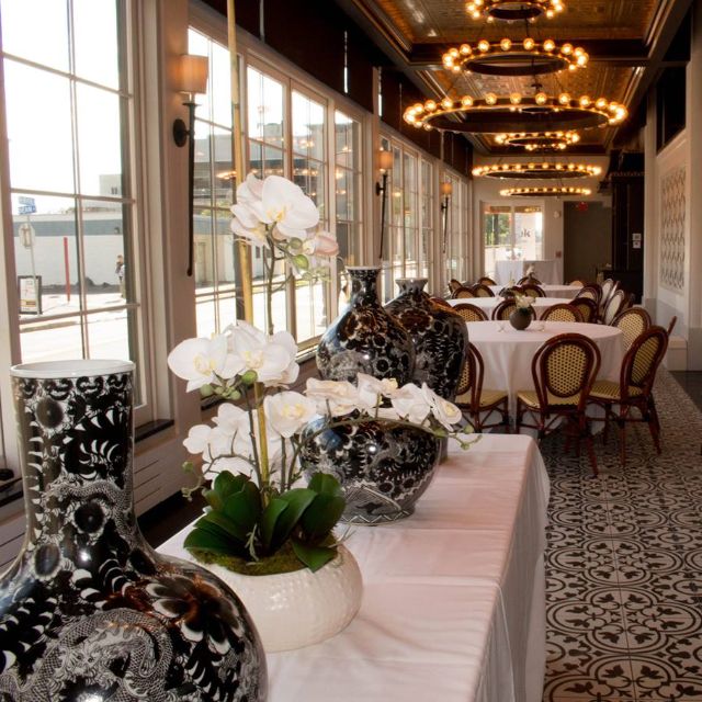 CHEZ AMI RESTAURANT & LOUNGE STEAKS, SEAFOOD, ITALIAN & BURGERS Updated 2024, Contemporary