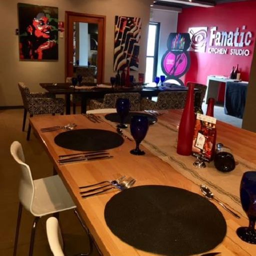 Fanatic Kitchen Studio Updated 2024, Caribbean Restaurant in Port of