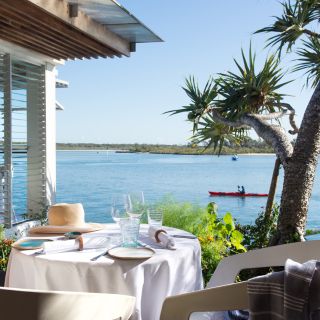 Rickys River Bar and Restaurant