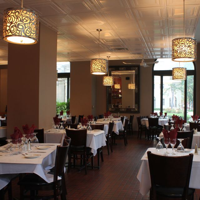 Piccolo Mondo Hyde Park Updated 2024, Italian Restaurant in Chicago, IL