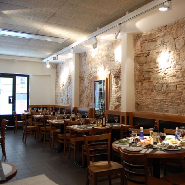 Taller de Tapas Comtal Updated 2024, Tapas Restaurant in Barcelona