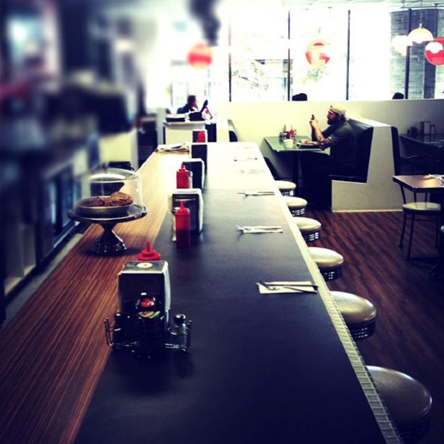 Deacon's Corner Actualizado 2024, Restaurante estadounidenses en Vancouver, BC