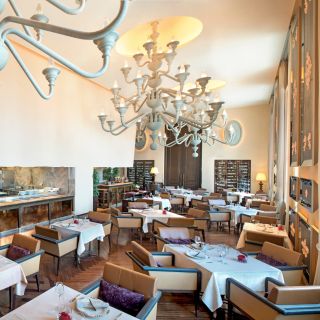 La Veduta - The St. Regis Osaka