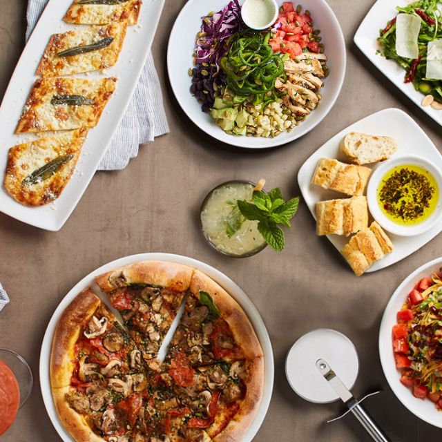 California Pizza Kitchen La Jolla Village Square Priority Seating Restaurant La Jolla Ca Opentable