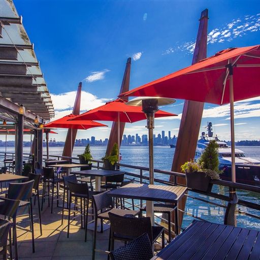 pier-7-restaurant-bar-shipyard-square-north-vancouver-north