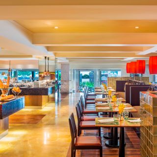 Feast - Royal Orchid Sheraton Hotel & Towers