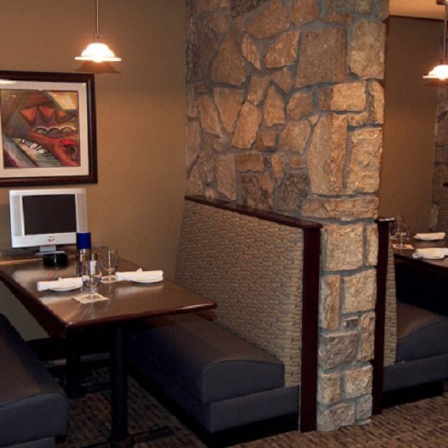 Jacksons Updated 2024, American Restaurant in Moon Township, PA