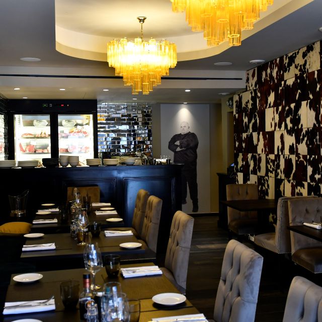 Lucky You Beef and Seafood Updated 2024, Steakhouse in Cannes, Alpes Maritimes