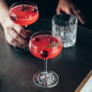 AXE LOUNGE BAR