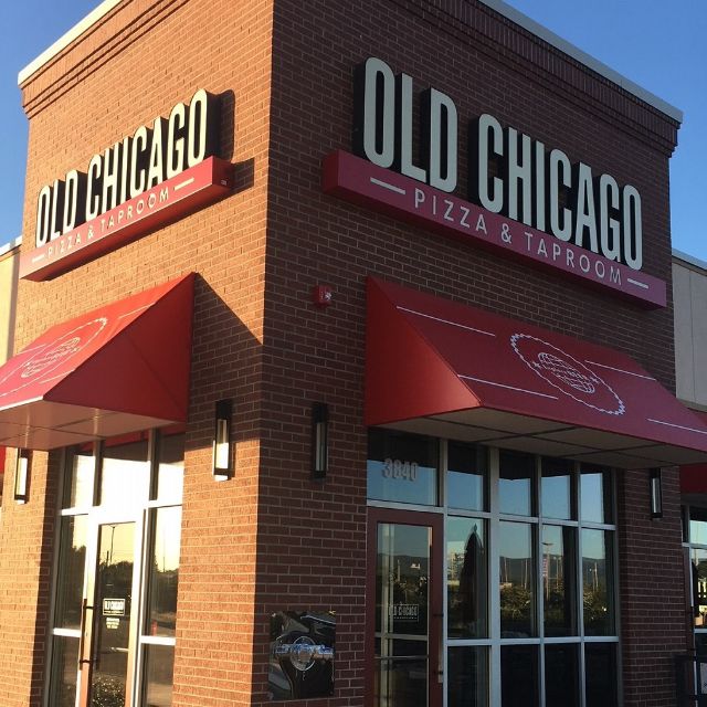 Old Chicago Pizza & Taproom - OC River Point Restaurant - Englewood, CO ...