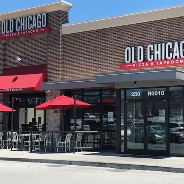 Old Chicago Pizza & Taproom - Northgate Restaurant - Chattanooga, TN ...