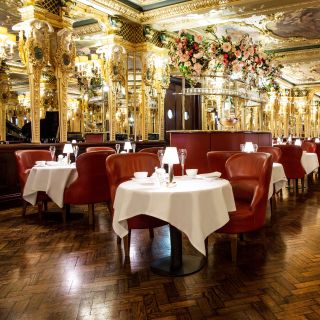 Afternoon Tea at the Oscar Wilde Lounge