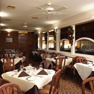 Pieros Restaurant