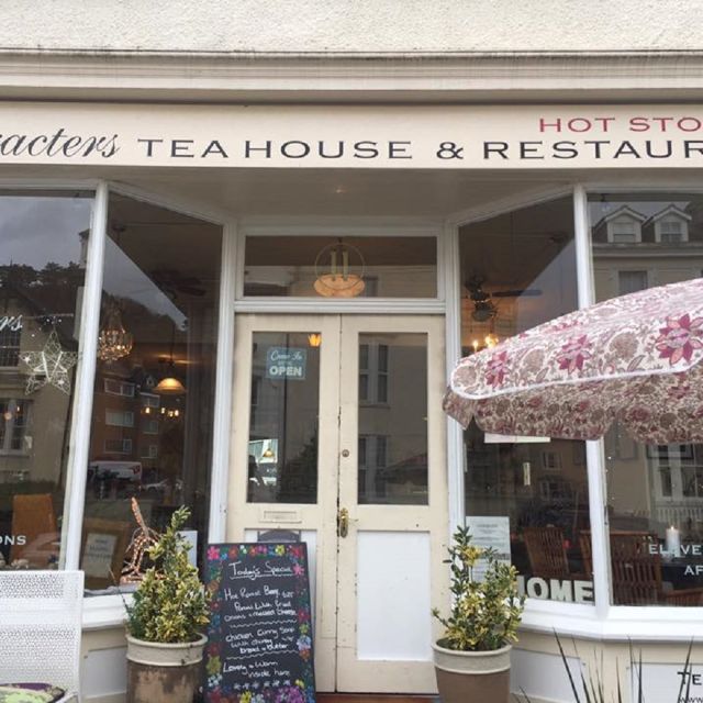 Restaurante Afternoon Tea at Characters Teahouse Llandudno, Gwynedd OpenTable