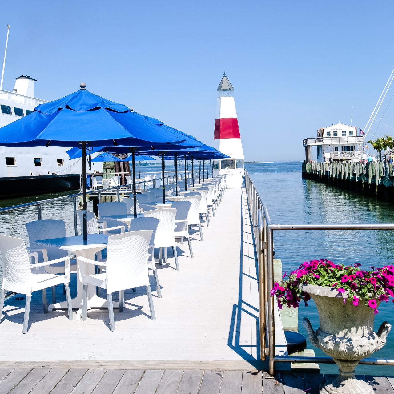 port jefferson restaurants near ferry