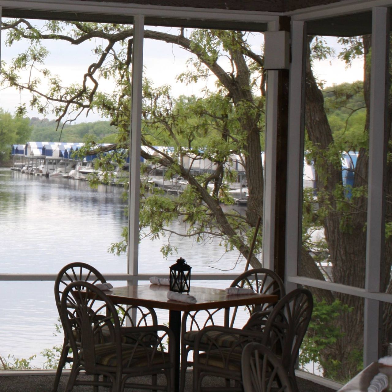 Mallards On The St Croix Restaurant Bayport Mn Opentable