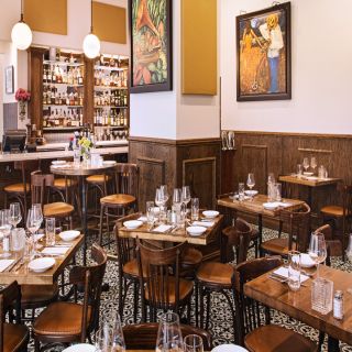 La Isla Restaurant - Uptown